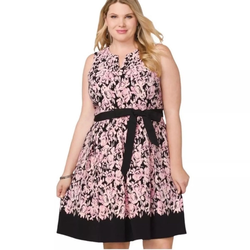 Luxe By Carmen Marc Valvo Sleeveless Pink Floral Size 14W Belted Fit Flare Dress